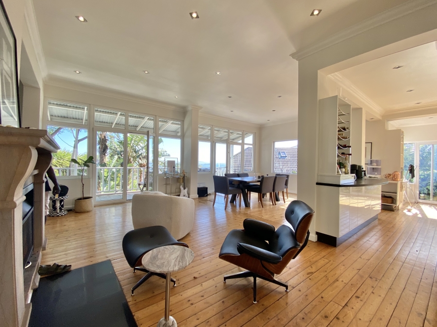 To Let 1 Bedroom Property for Rent in Green Point Western Cape